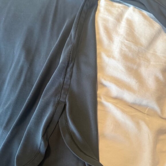 Lululemon Women's Tunic shirt - Picture 6 of 11